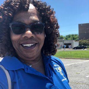 Meet your Posher, Carlette